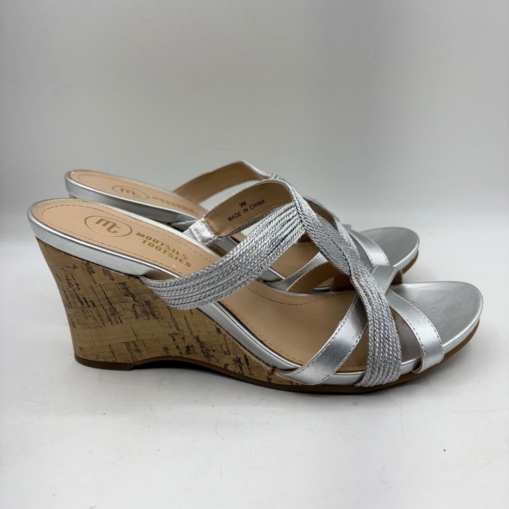 Mootsies Tootsies Silver Metallic Cork Wedge Sandals Womens 9M Strappy Slides
